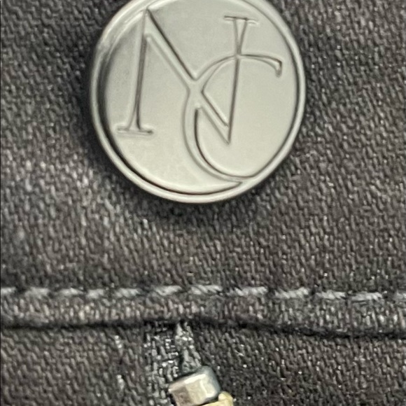 NorthCrest Capri Pants Size 6 Womens Denim Crop Stretch  **Aguadilla3400** - Picture 3 of 9